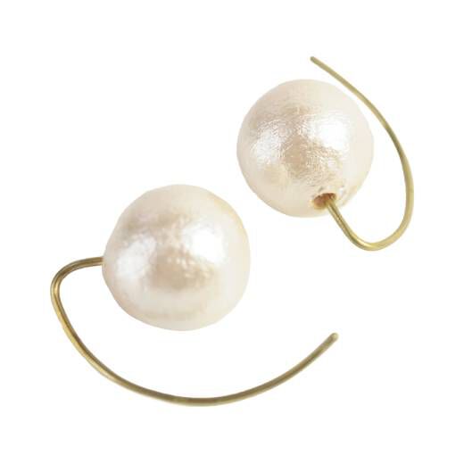 Cotton pearl pull-through earrings by Anq
